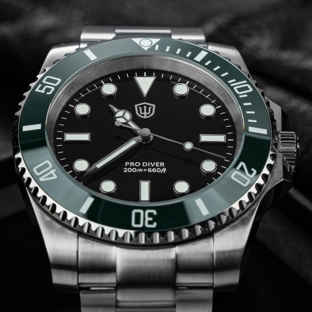 40mm Sapphire Crystal 200m Waterproof Quartz Diver Watch B1316