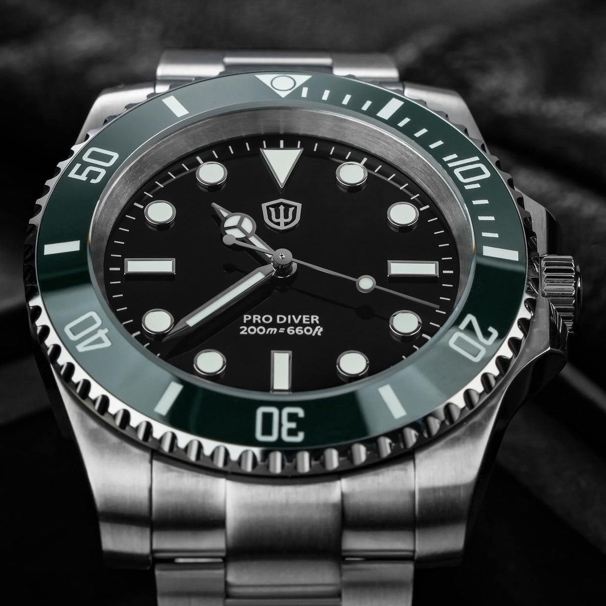 40mm Sapphire Crystal 200m Waterproof Quartz Diver Watch B1316