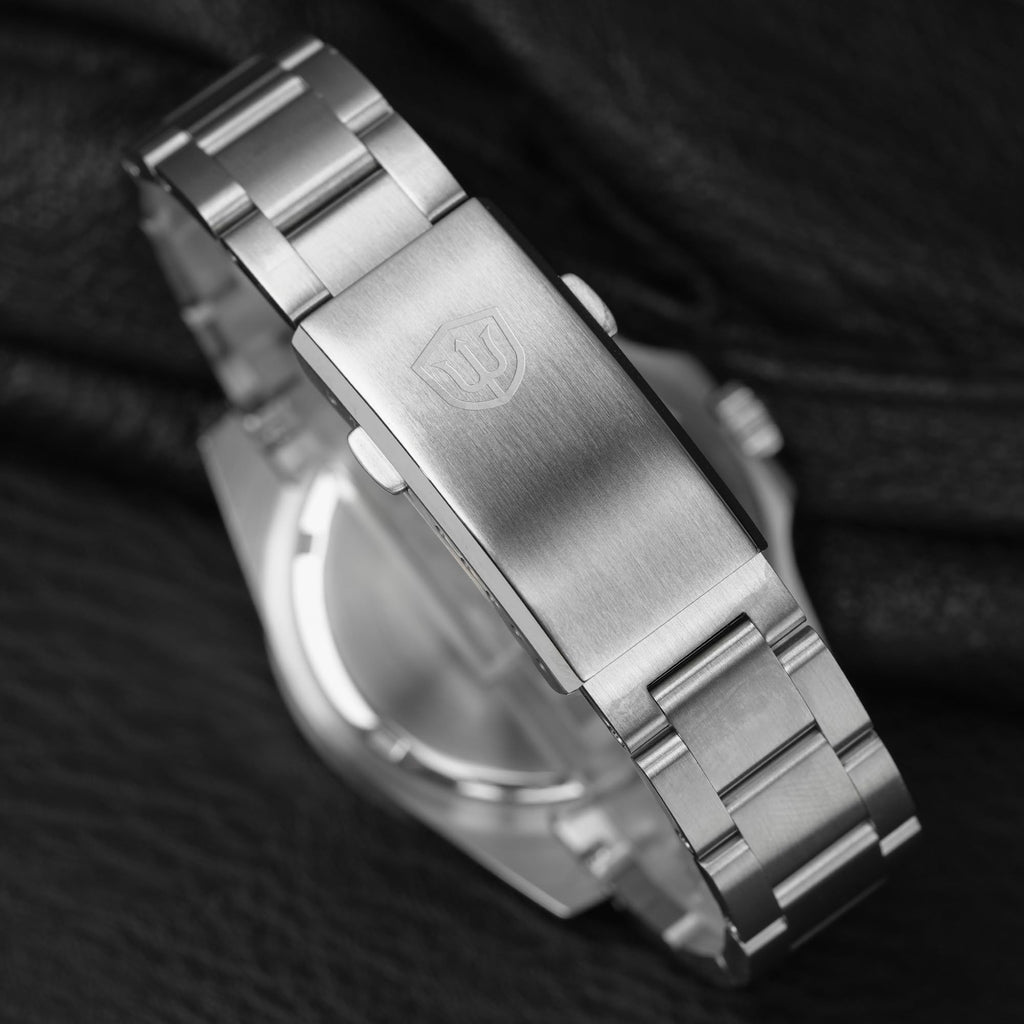 40mm Sapphire Crystal 200m Waterproof Quartz Diver Watch B1316