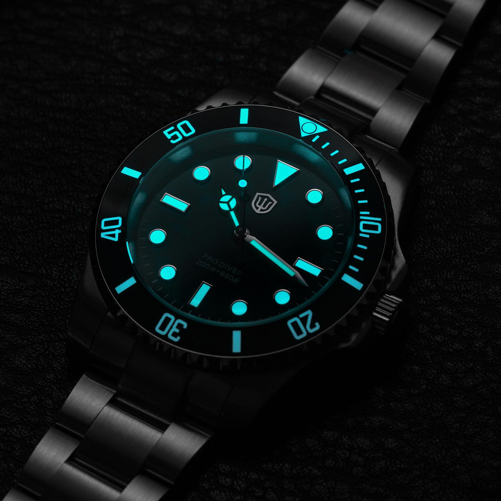 40mm Sapphire Crystal 200m Waterproof Quartz Diver Watch B1316